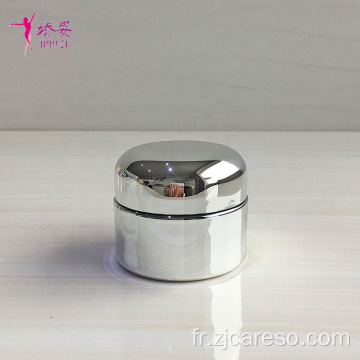 le couvercle et le pot UV Cream Jar